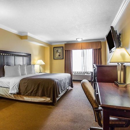 Quality Inn & Suites Bell Gardens-Los Angeles Екстериор снимка