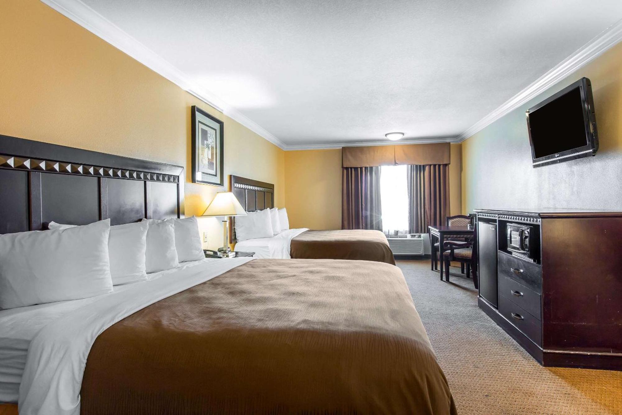 Quality Inn & Suites Bell Gardens-Los Angeles Екстериор снимка